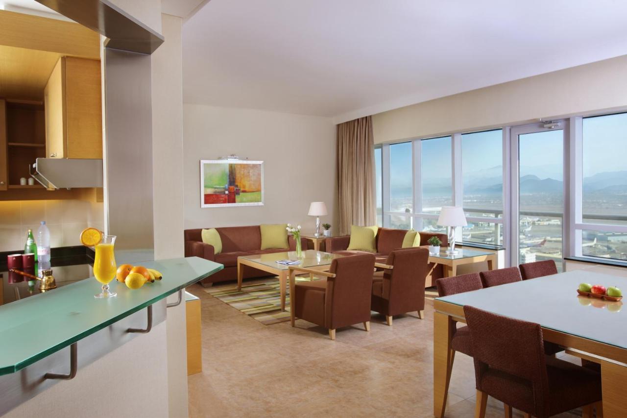 Nour Arjaan By Rotana-Fujairah Restaurante foto